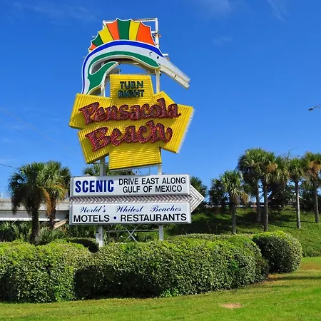 Cozy Comfortable & Convenient Pensacola Exterior photo
