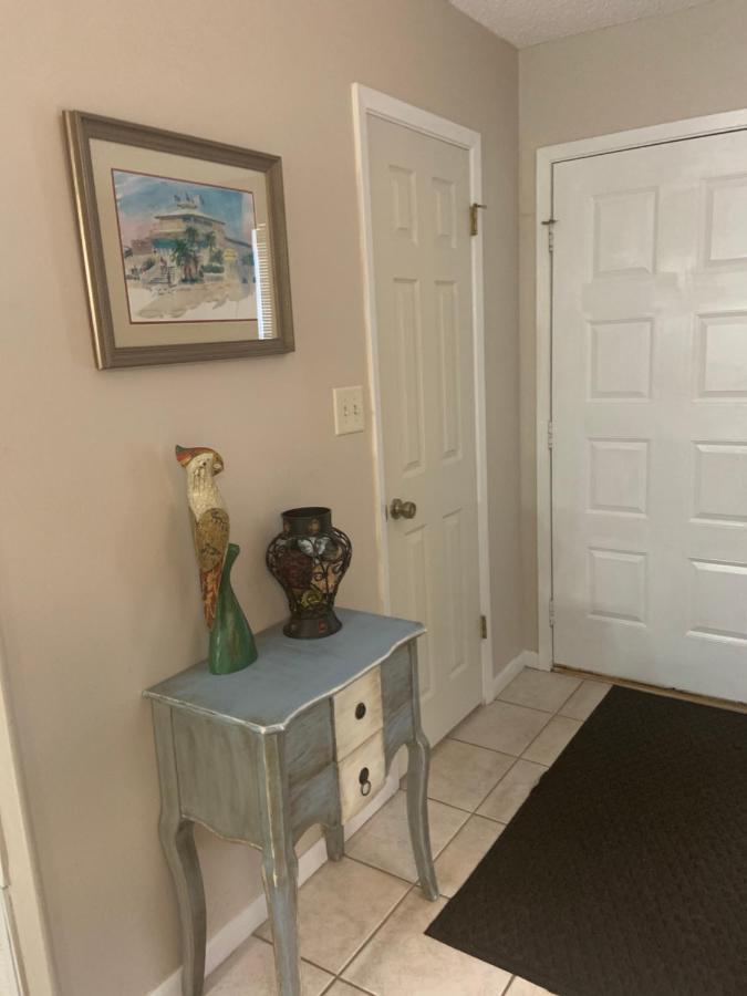 Cozy Comfortable & Convenient Pensacola